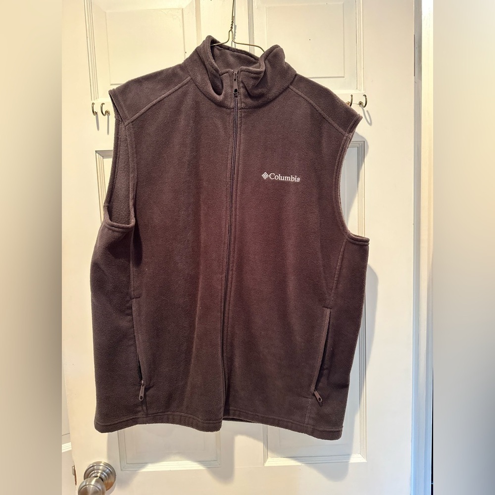 Columbia Chocolate Fleece Vest